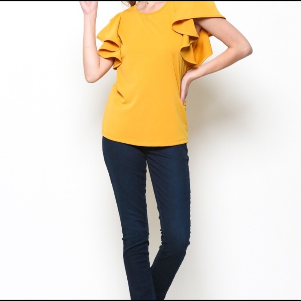 πΎHost Pickπ₯Puff Ruffled Top in Navy or Mustard - Picture 6 of 8